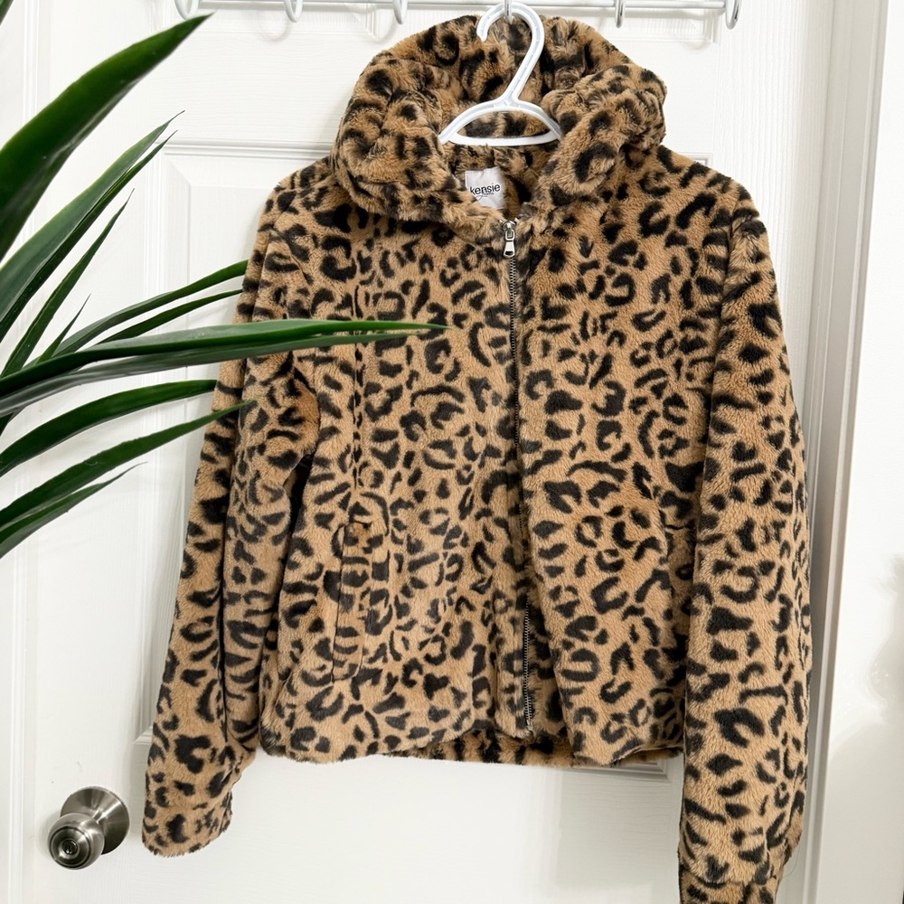 ๐ค KENSIE JEANS Leopard Print Faux Fur Hooded Jacket - Picture 2 of 8